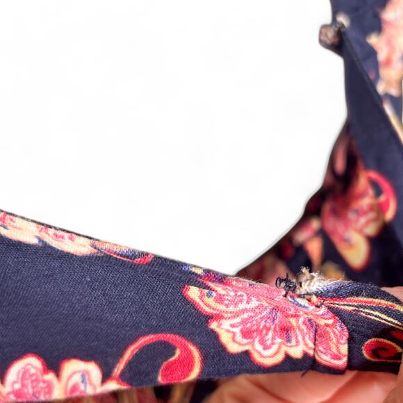 Old Navy Floral Print Tie-Back Short Sleeve Swing Top Small - Picture 6 of 8